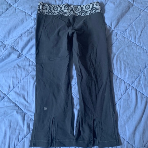 Lululemon Gather & Crow Crop Soot Light - Picture 4 of 7